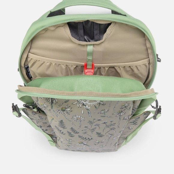 Osprey Daylite Green and Tan Backpack - Picture 4 of 6